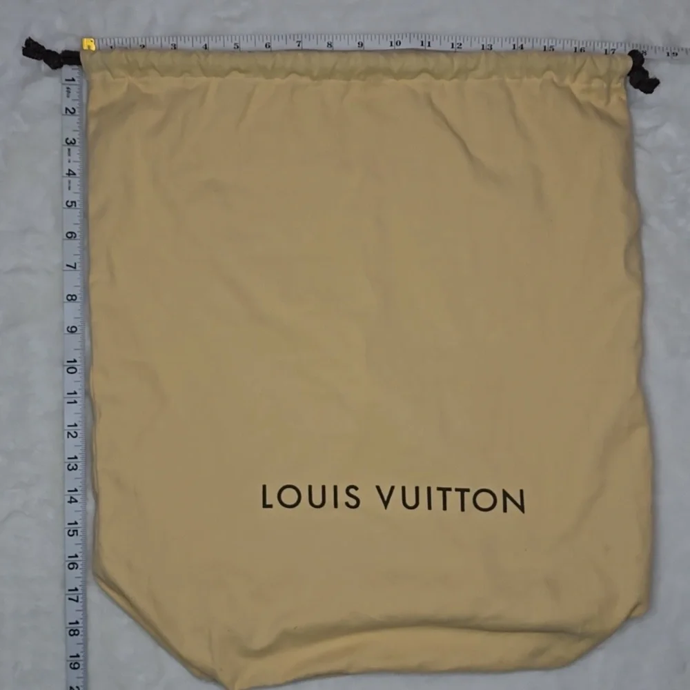 Louis Vuitton Dust Bag 17x20 - Picture 1 of 2